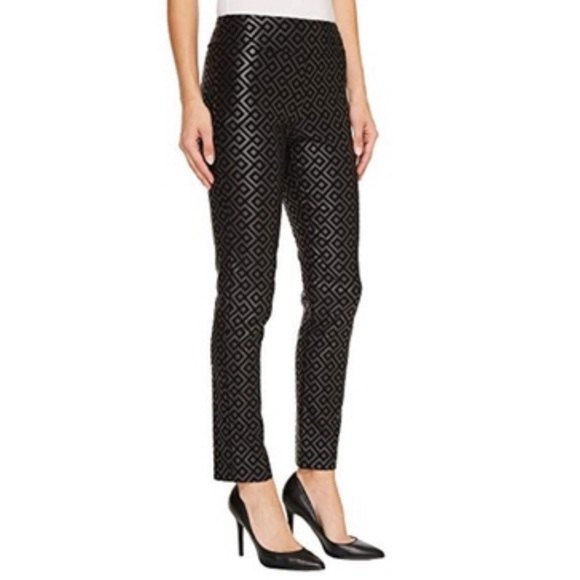 Pants - Krazy Larry geometric print pull on black ankle pants
